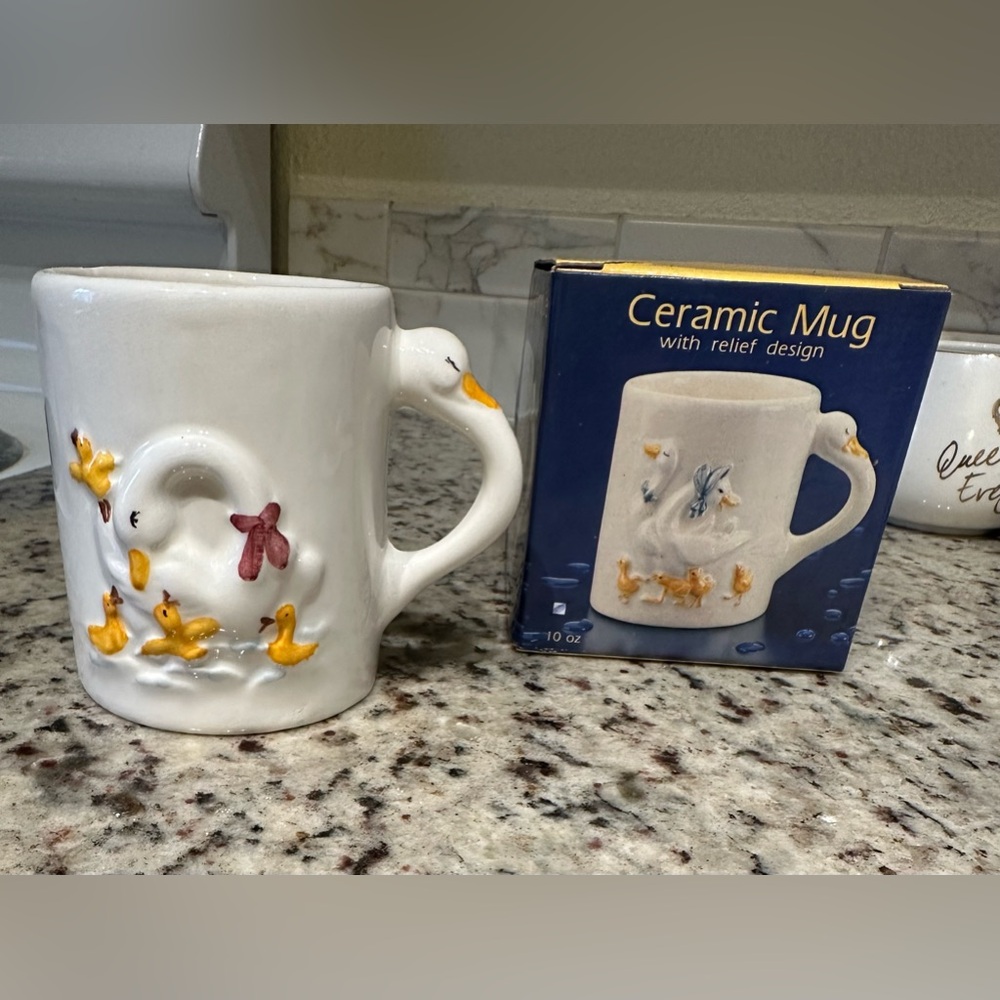 Vintage Duckling Ceramic Mug NIB